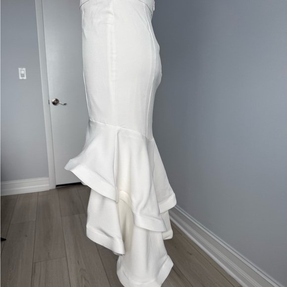 Ina Asymmetrical White Ruffle Skirt - Picture 2 of 6